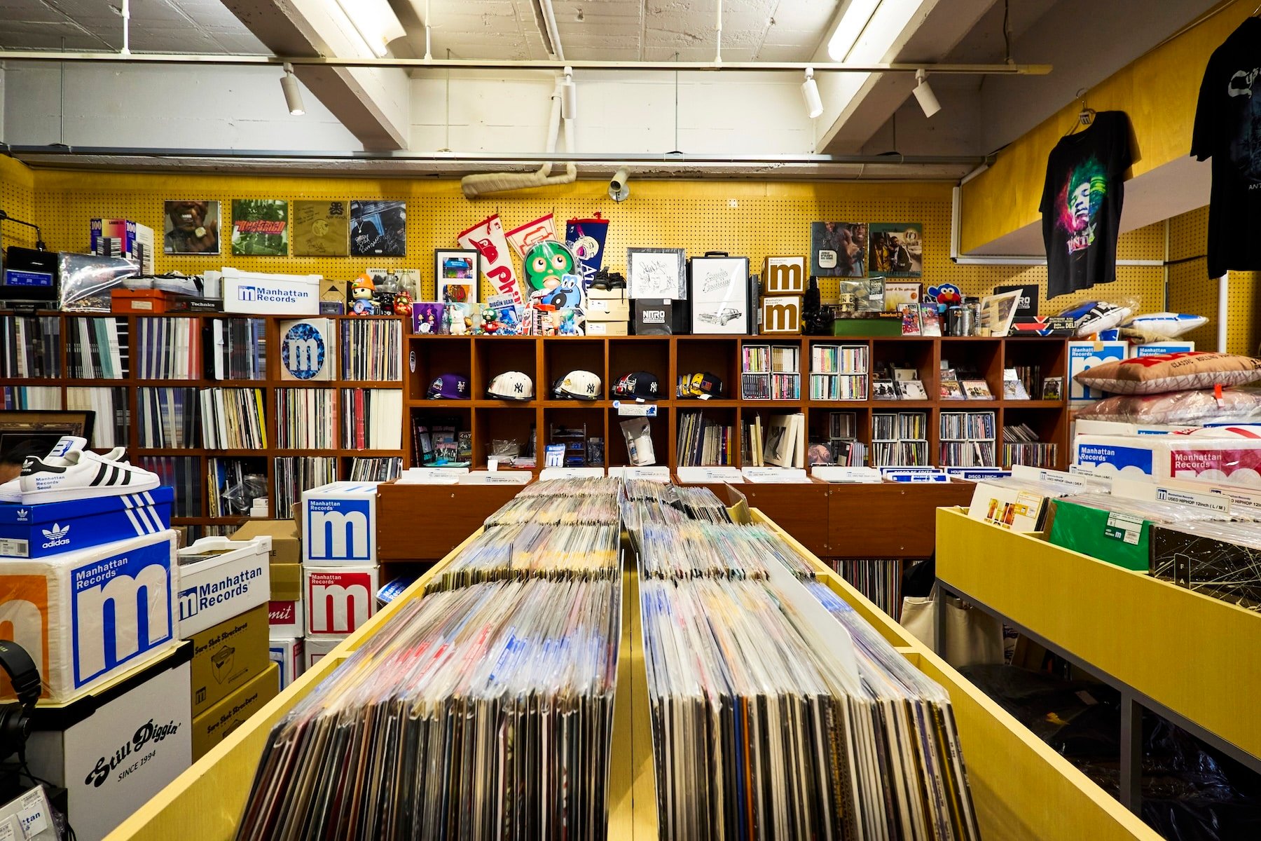 Manhattan Records｜DEEPTOKYOmagazine